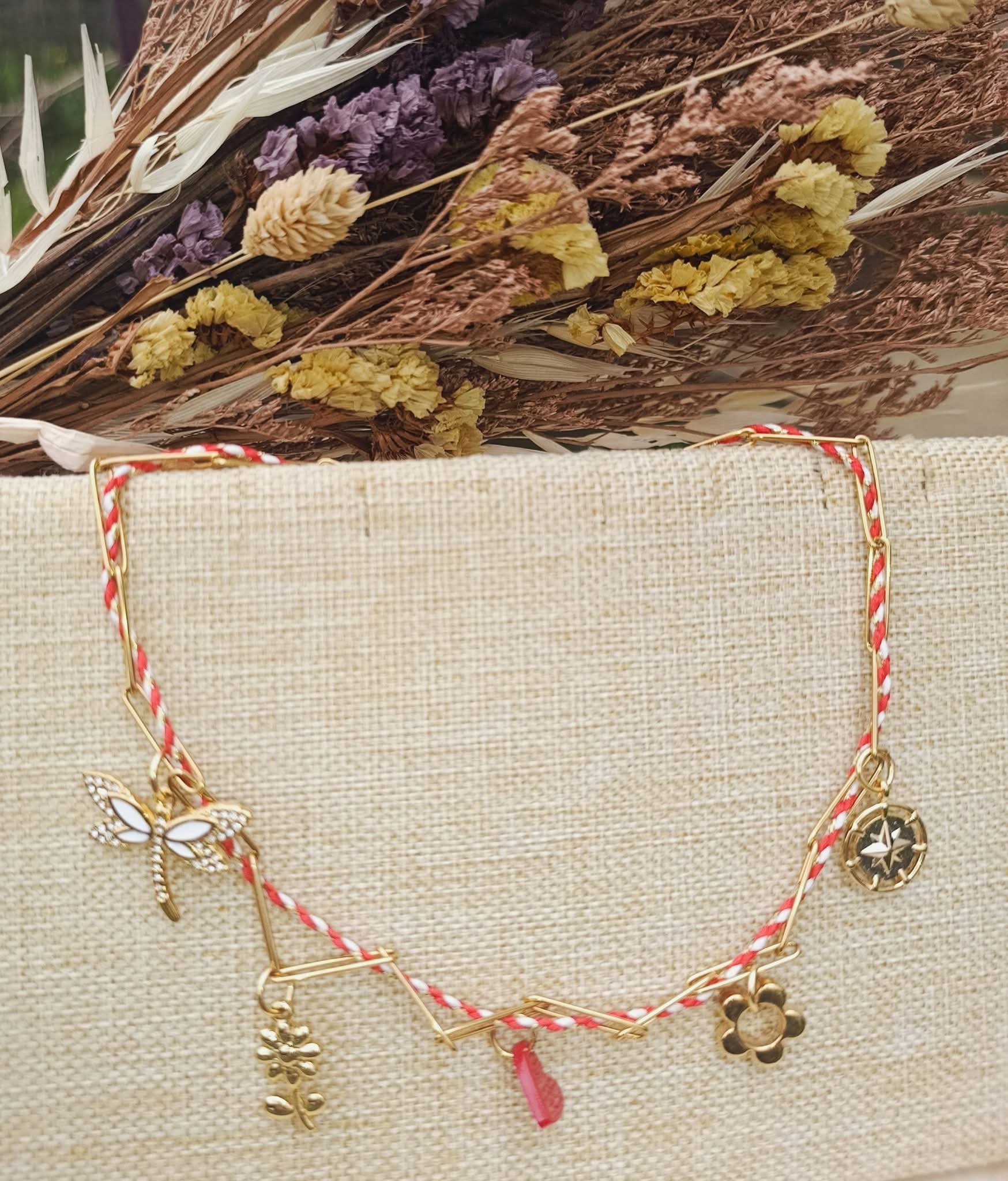 Colliers charms