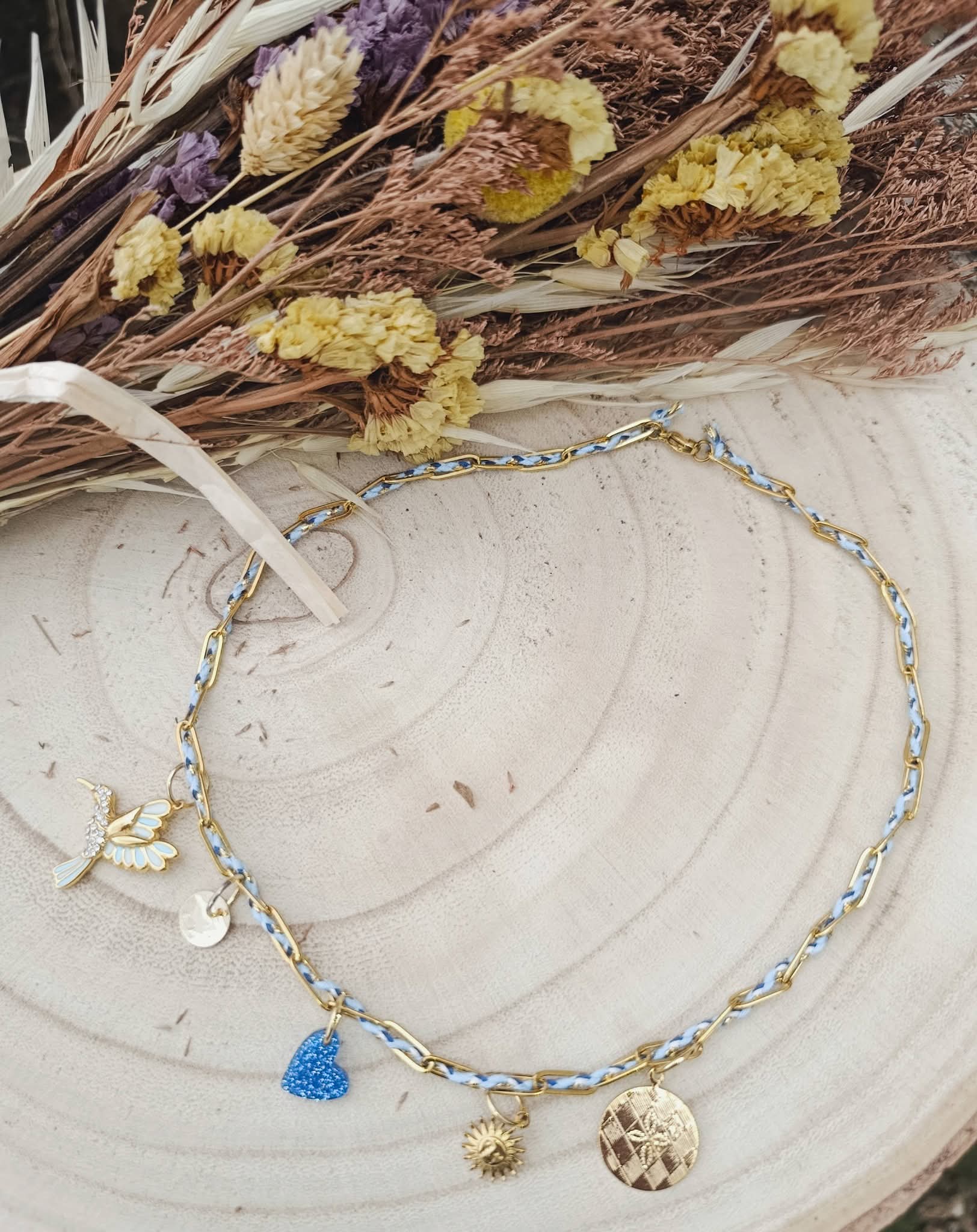 Colliers charms
