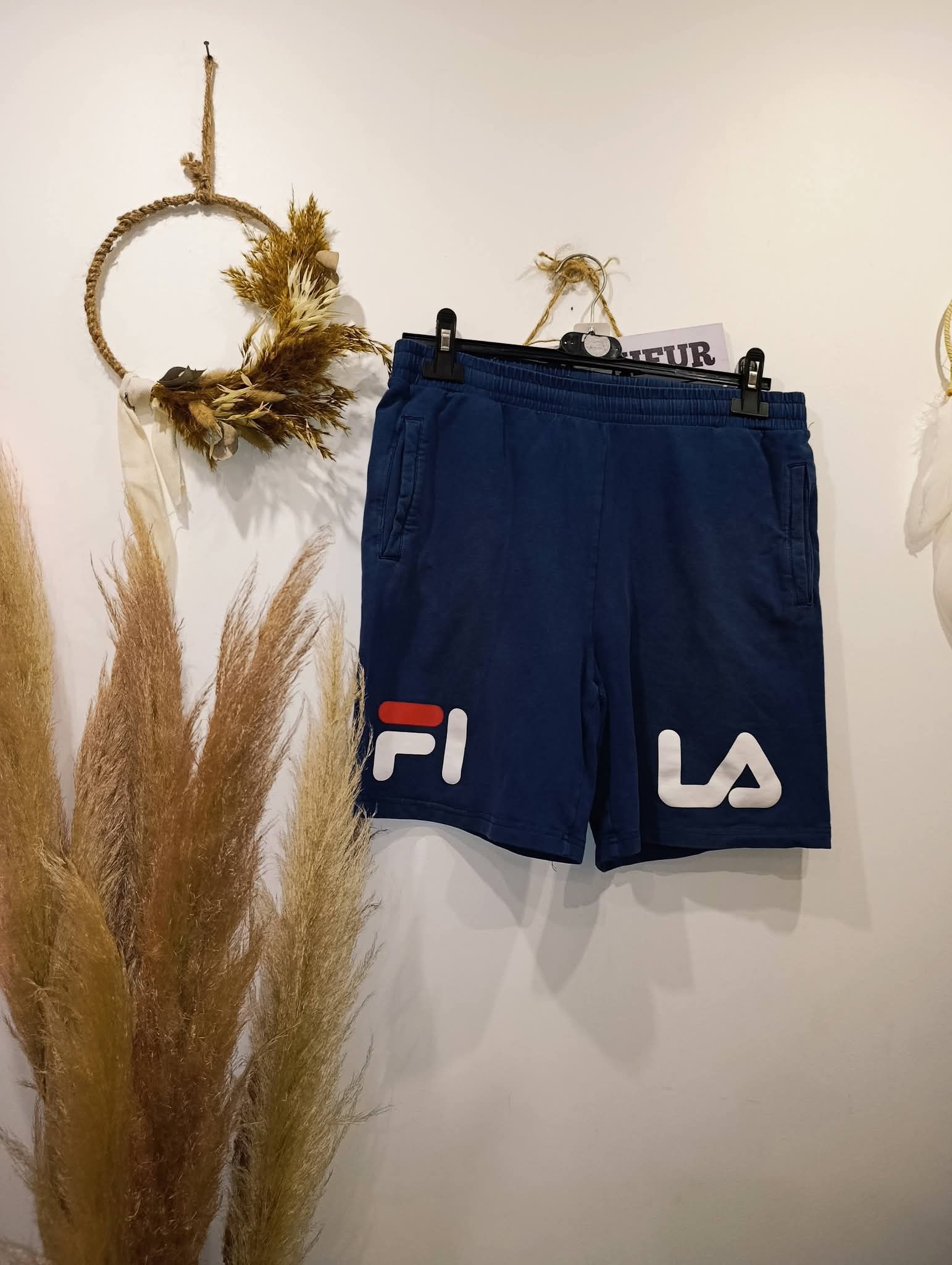 Short fila 16 ans